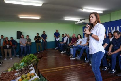 Debora Menezes cumpre agenda intensa de inauguracao em Apui Foto Antonio Lima Secom 1024x683 BCX88e