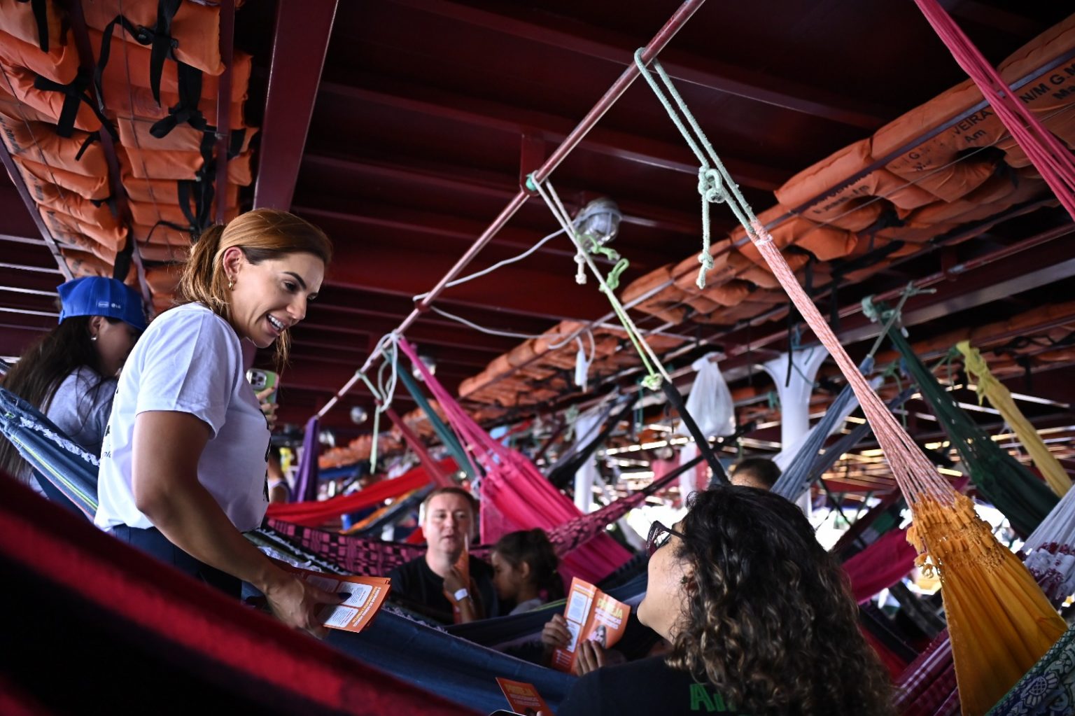 Debora Menezes realiza acao de conscientizacao contra abuso sexual infantil no porto de Manaus Foto Daniel Nogueira Nqhk8a