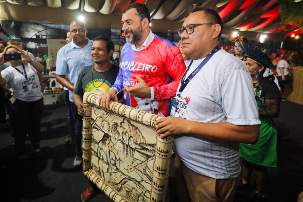 Em Parintins Wilson Lima entrega aeroporto Julio Belem revitalizado e 150 triciclos reformados Foto Arthur Castro Secom 10 1024x682 1