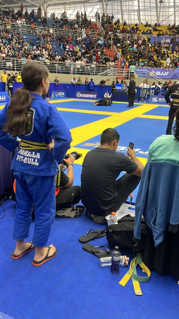 PMAM ALUNOS DO PROJETO SUCUARANA NO CAMPEONATO BRASILEIRO DE JIU JITSU FOTO DIVULGACAO PMAM 1 576x1024 1