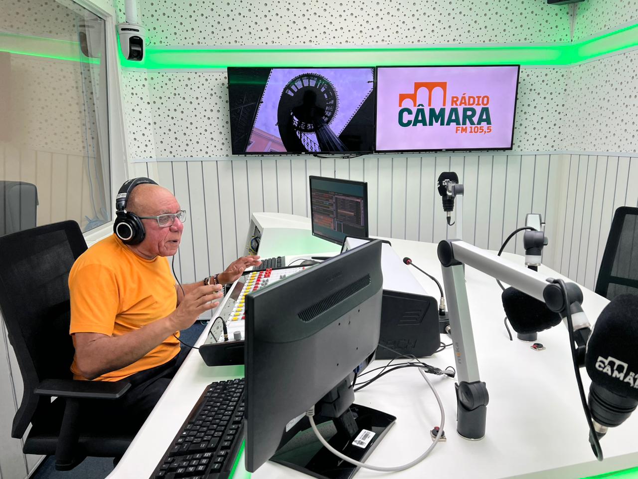 Programacao Radio Camara iyyerH