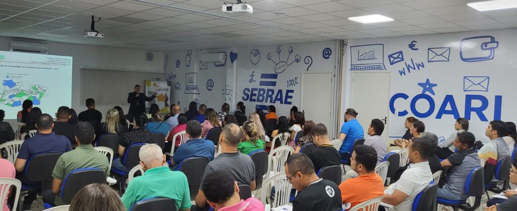 Sefaz Palestra do Sefaz em Acao em Coari 1024x419 1