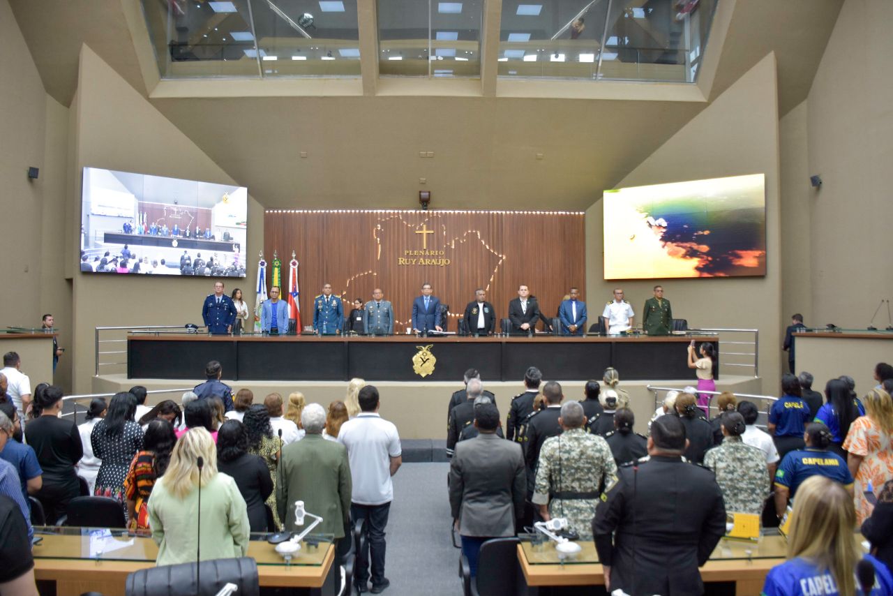 Sessao Especial em homenagem ao Dia do Capelao e realizada na Assembleia Legislativa Foto Mauro Smith duqq7X