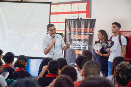 Deputado Joao Luiz leva palestra do E28098Ei Te Orienta para escola na zona Norte de Manaus Foto Mauro Smith I5f8Oz