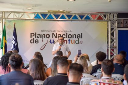 Deputado Joao Luiz participa de Seminario de Elaboracao do Plano Nacional de Juventude na Arena da Amazonia Foto Mauro Smith ra9Bl8