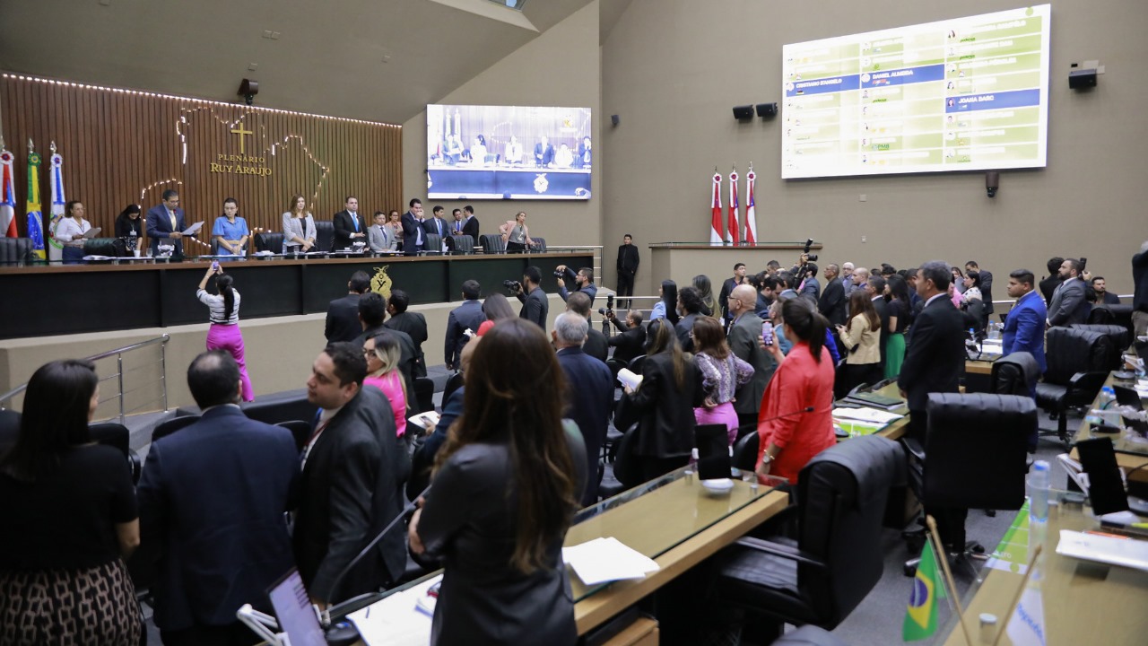 Deputados estaduais produzem Leis voltadas para criancas adolescentes e idosos Foto Danilo Mello oUEcnI