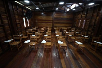 Governador Wilson Lima destaca a importancia do incentivo ao polo moveleiro com a construcao da primeira Escola da Floresta no estado 7 Foto Alex Pazuello e Diego Peres Secom 1024x682 1