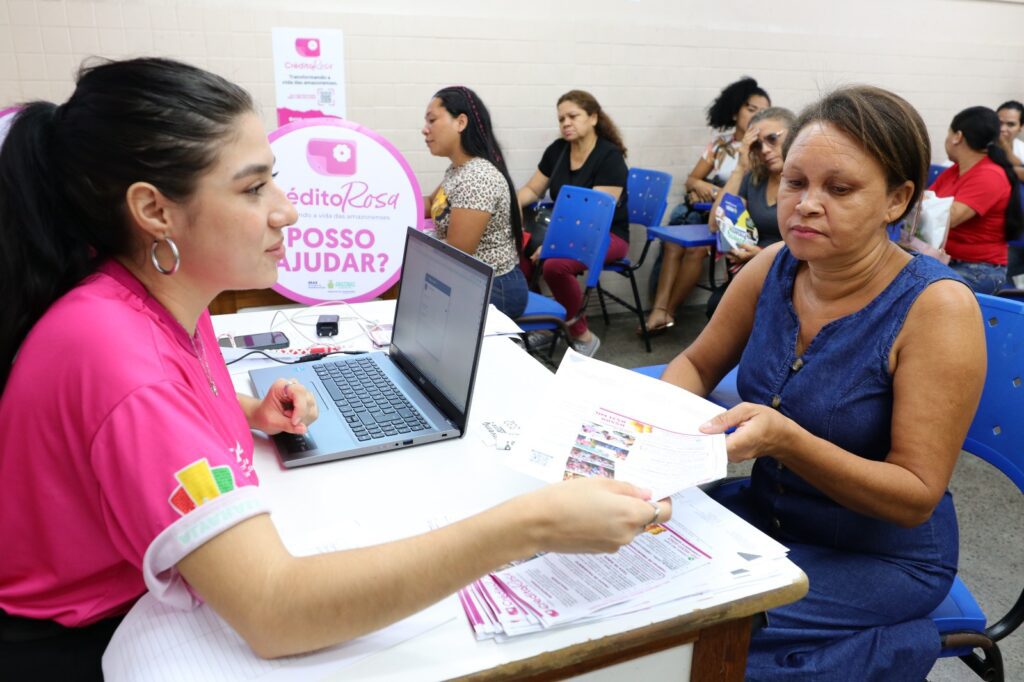 Governo Presente Populacao da zona oeste e beneficiada com linhas de credito do Governo do Amazonas 4 Foto Roberto Carlos Secom 1024x682 1