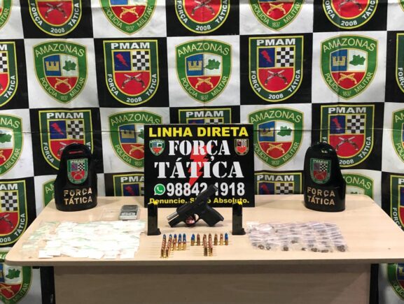 PMAM APREENSAO DE ARMA E DROGA FORCA TATICA 577x435 fQ6J4T