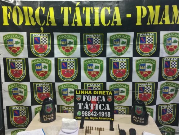 PMAM FORCA TATICA APREENSAO DROGA 577x435 srAfvb