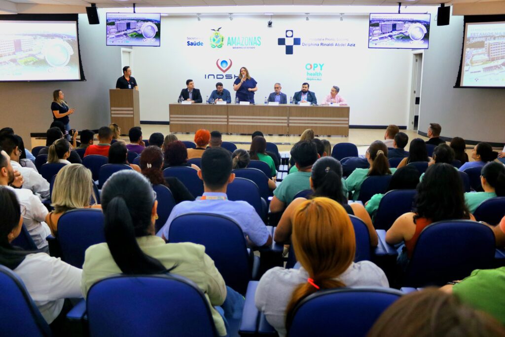 SES Hospital Delphina Aziz recebe certificado de gestao de qualidade Foto Evandro Seixas 1024x683 1