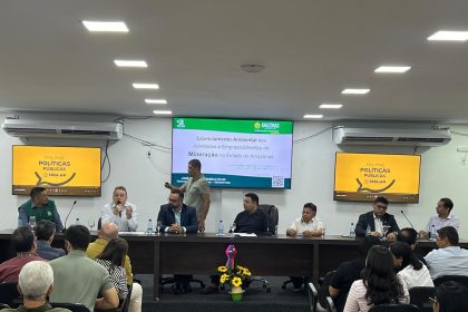 Sinesio Campos participa de debate sobre setor mineral promovido pelo Conselho Regional de Engenharia e Agronomia do Amazonas aAhcQt