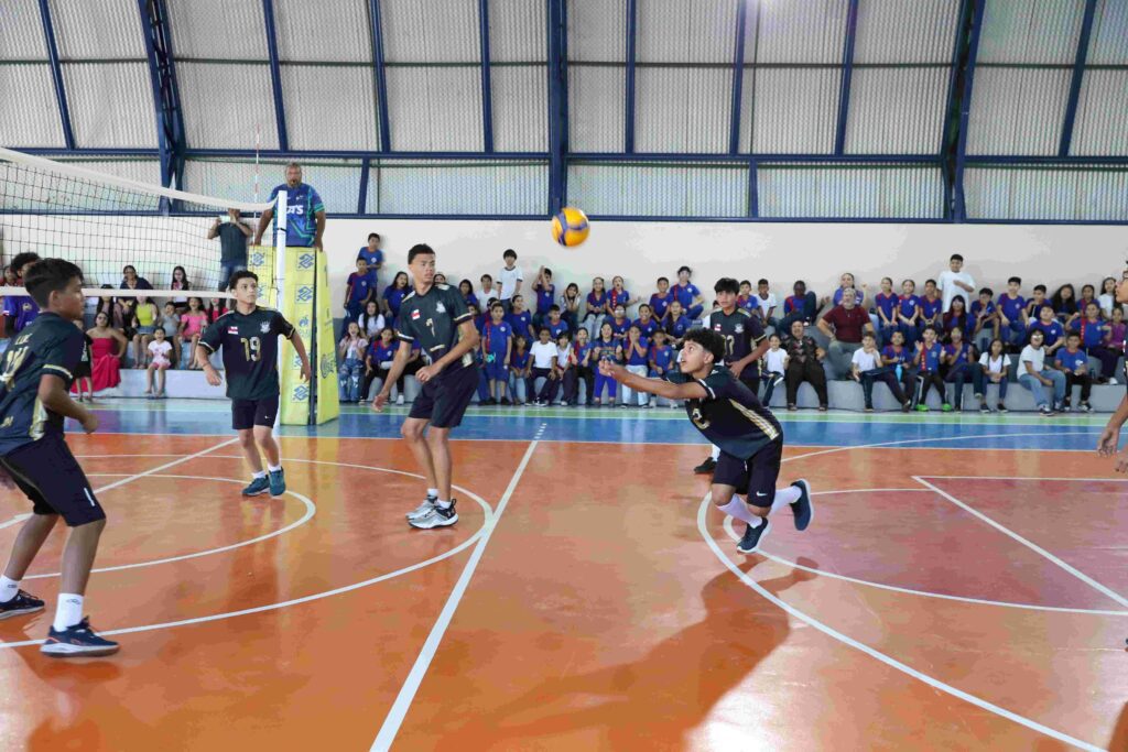 desporto escolar Jogos de volei na inauguracao da quadra da EE Humberto de Campos Fotos Eduardo Cavalcante Seduc Am 70 1 1024x683 1