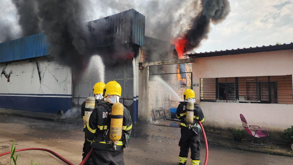 CBMAM INCENDIO FABRICA 02 1024x577 1