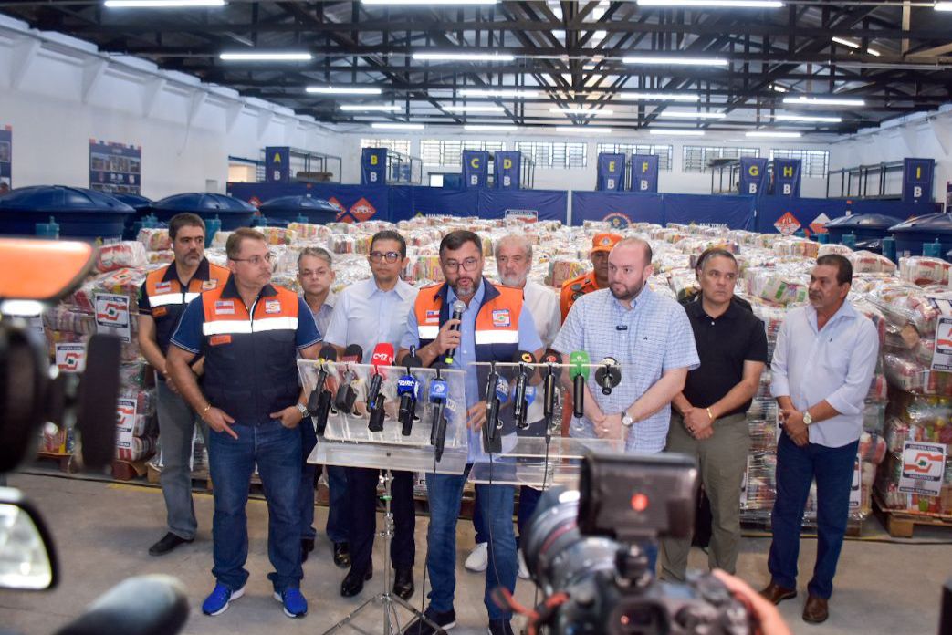 Deputado Joao Luiz participa com o governador Wilson Lima de preparacao de ajuda humanitaria a municipios em situacao de emergencia Foto Mauro Smith vnoNFT