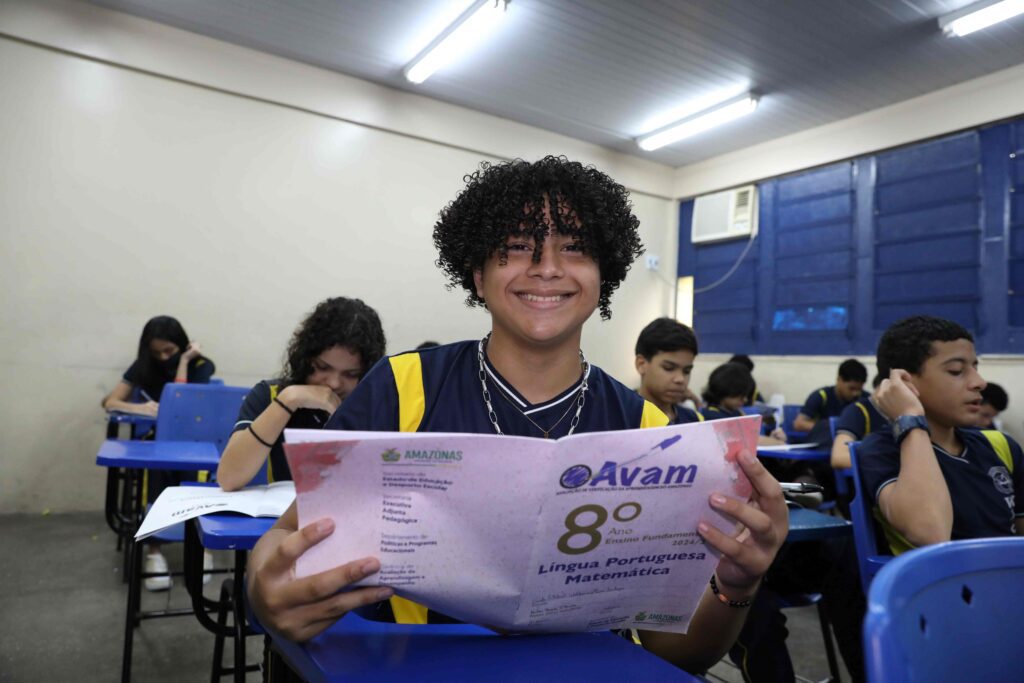 Educacao Aluno Karlos Rhuan Ferreira Farias Aplicacao da Avam Foto Euzivaldo Queiroz Seduc 1 1024x683 1