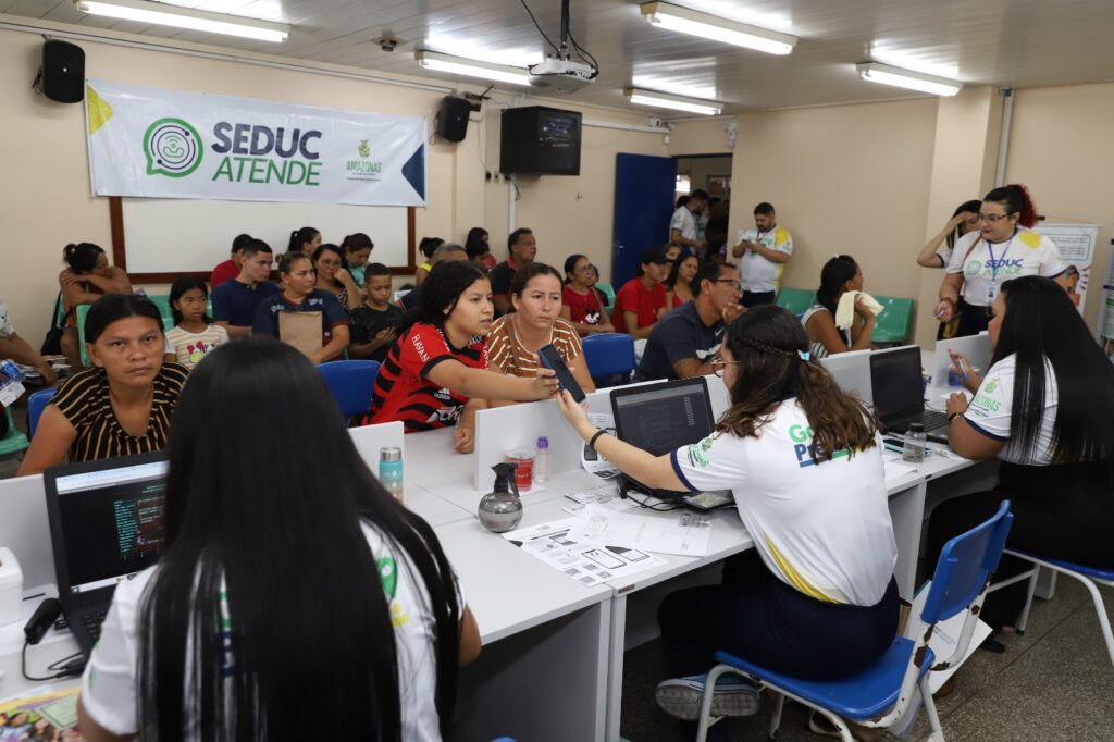 Educacao atendimentos Seduc Atende no Governo Presente foto Eduardo Cavalcante 2 1024x682 1