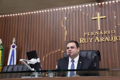 Leis de Roberto Cidade buscam promover igualdade de direitos no ingresso da mulher ao mercado de trabalho Foto Rodrigo Brelaz JheZgr