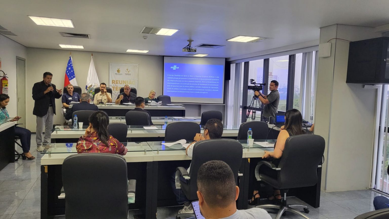 Reuniao de Grupo de Trabalho presidido por Sinesio Campos discute manejo sustentavel do jacare b4nqIM