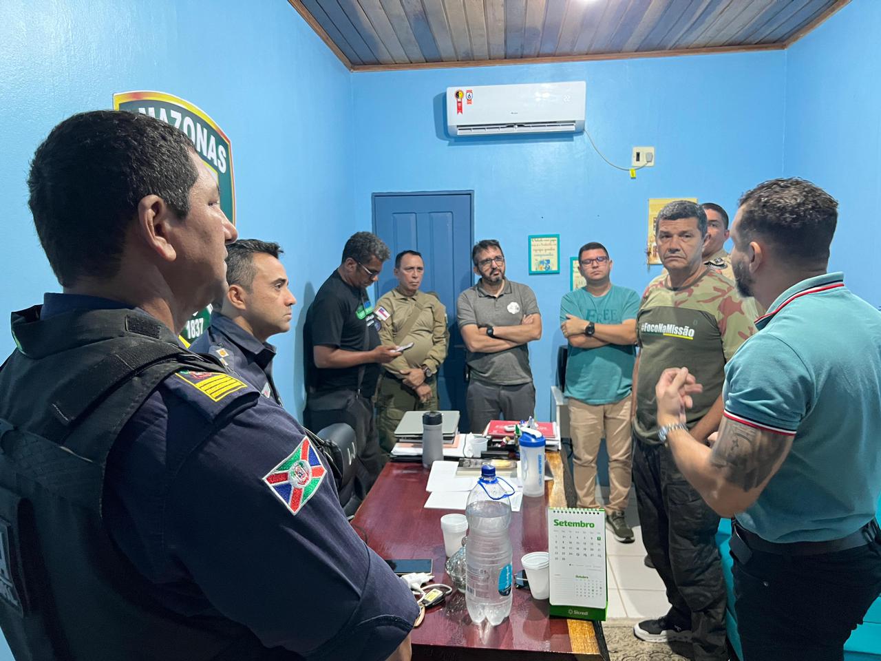 Em Humaita Comandante Dan se reune com forcas de seguranca Hhl62c