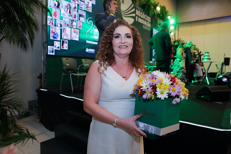 LEONOR MAXIMO CLIENTE AFEAM HOMENAGEADA