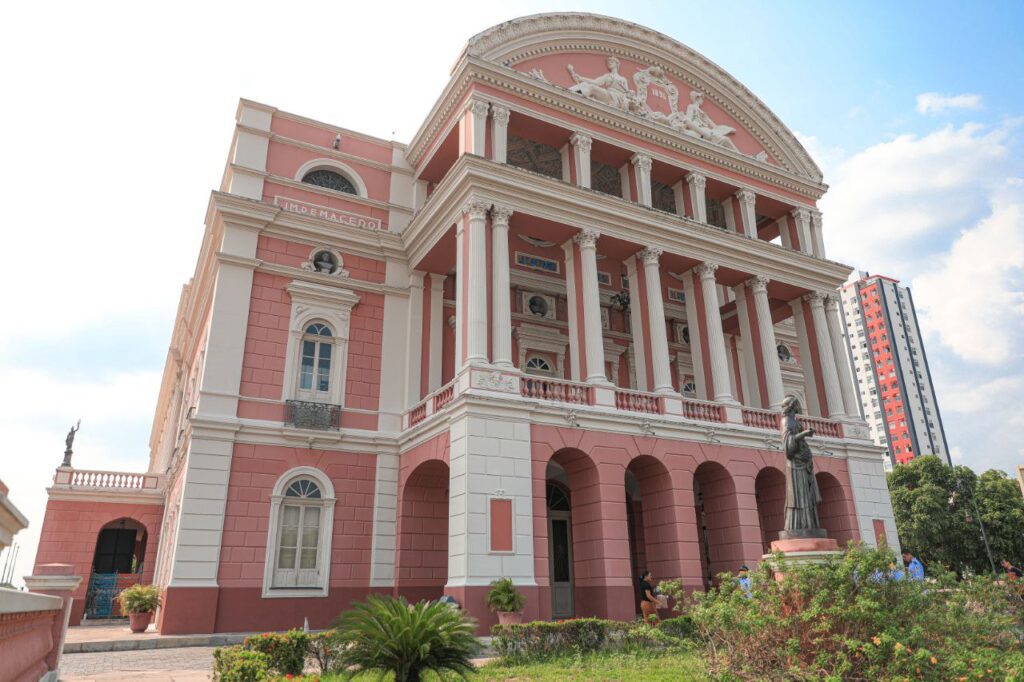 cultura teatro amazonas fachada divulgacao 1 1024x682 1