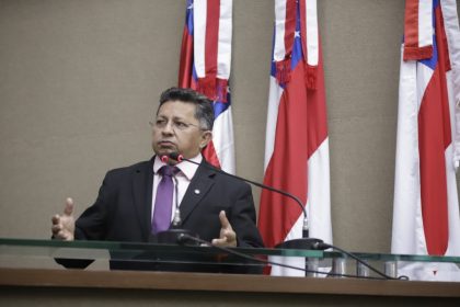 Deputado Sinesio Campos destaca a importancia do auxilio para pescadores artesanais em meio a seca extrema Foto Danilo Mello Aleam 1024x682 jJYk4w