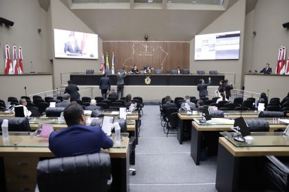 Durante Sessao Ordinaria na Aleam parlamentares estaduais alertam para crise hidrica e falta de infraestrutura no Amazonas Foto Danilo Mello Aleam NQbjrm