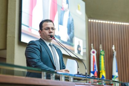 Wilker Barreto exige esclarecimentos da Aneel sobre divida de R 14 bilhoes da Amazonas Energia e possivel aumento nas tarifas dos consumidores Foto Daniel Santos c5zGRa