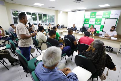 02 Encontro teve o objetivo de dialogar com comunidades sobre impactos dos projetos de REDD Creditos Arthur Castro Secom 1