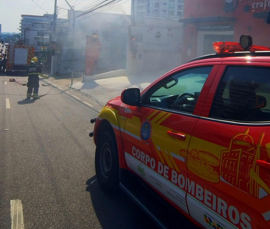 CBMAM INCENDIO PAPELARIA 01 1024x872 1