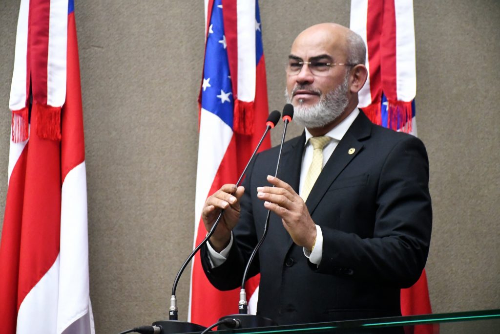 Deputado Cabo Maciel apresenta requerimento para apoiar familias afetadas pela seca em Barreirinha Foto Paulo Ferraz 1024x683 cFfzqO