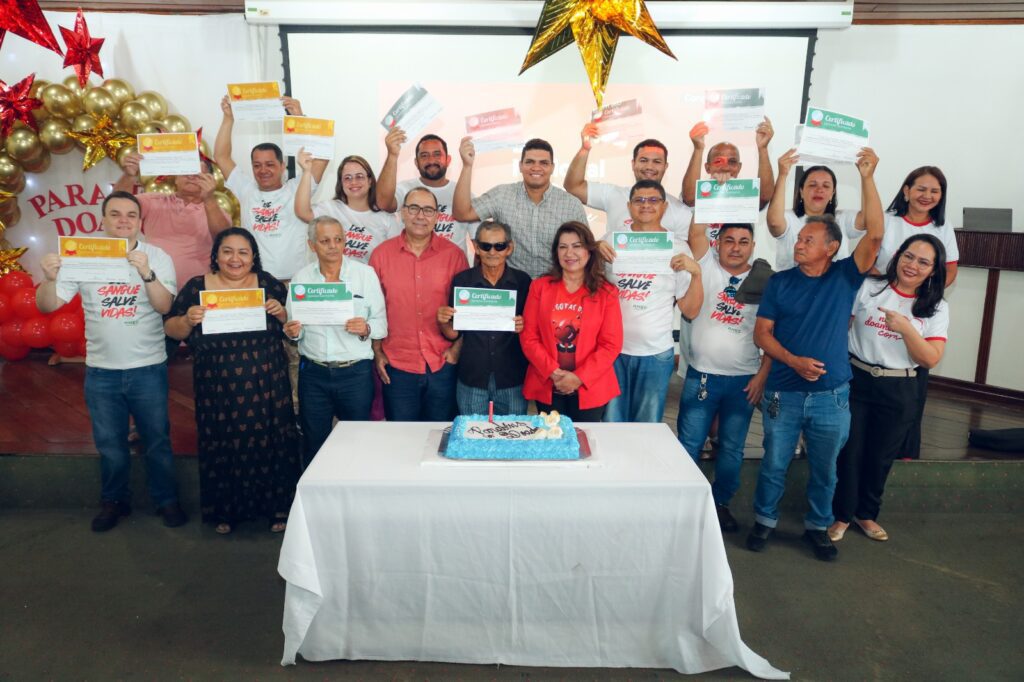 Doadores recebem certificados no Hemoam 1024x682 1