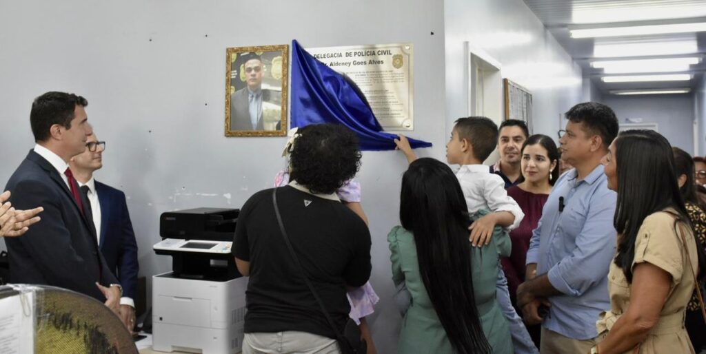 PCAM HOMENAGEM DELEGADO ALDENEY GOES FOTO ERLON RODRIGUES 1 1024x514 1