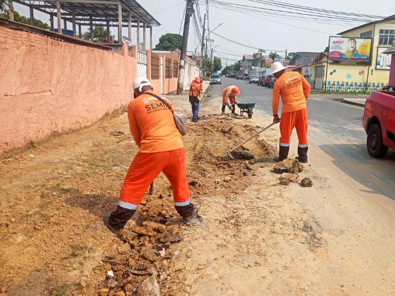 Prefeitura conclui recuperacao de rede de drenagem profunda no conjunto Campos Eliseos 3