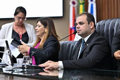 Presidente Roberto Cidade avalia que PLOA esteja apta a votacao pelo plenario da Aleam na primeira quinzena de dezembro Foto Rodrigo Brelaz hFSvXo