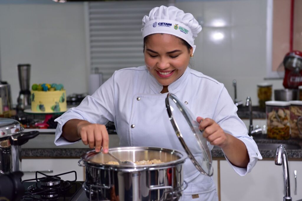 CETAM AULA DE GASTRONOMIA FOTO CLEUDILON PASSARINHO 1 1024x683 1