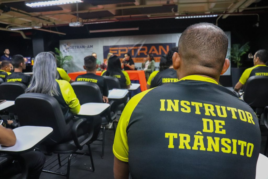 Detran AM 1 Encerramento curso Instrutor de Transito 1024x683 1