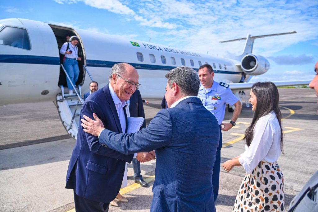 Vice presidente Geraldo Alckmin e o vice governador Tadeu de Souza Foto Ricardo Machado 1 1024x681 1