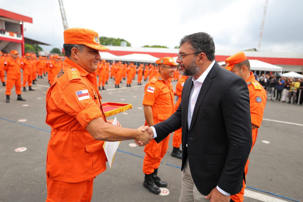 Wilson Lima realiza formatura de 200 novos soldados do Corpo de Bombeiros que vao reforcar servico operacional no Amazonas Foto Diego Peres Secom 6 1024x682 1