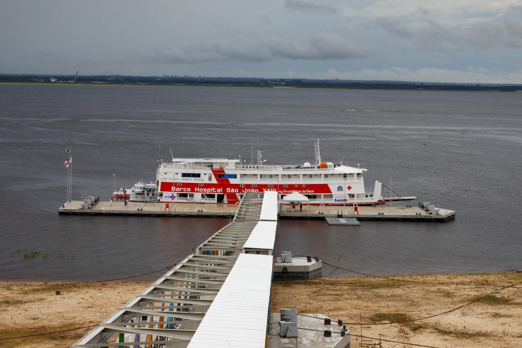 Wilson Lima reforca assistencia medica para comunidades do interior com entrega de barco hospital Foto Mauro Neto Secom 2 1024x683 1