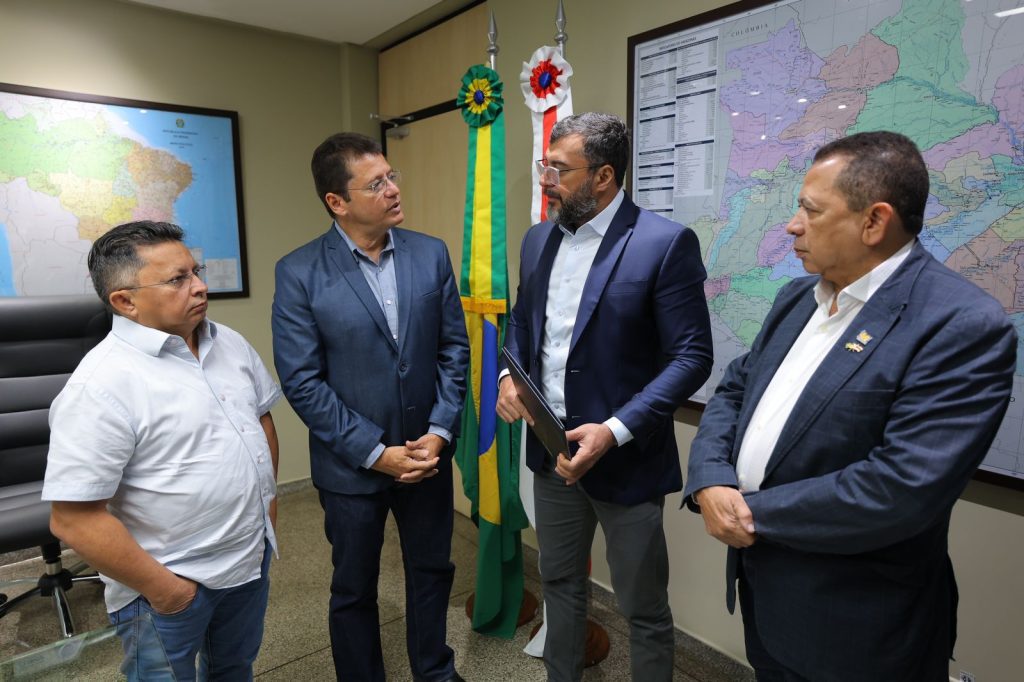 Governador Wilson Lima sanciona lei que institui novo modelo de regionalizacao do saneamento basico para o interior 4 Foto Diego Peres Secom 1024x682 1