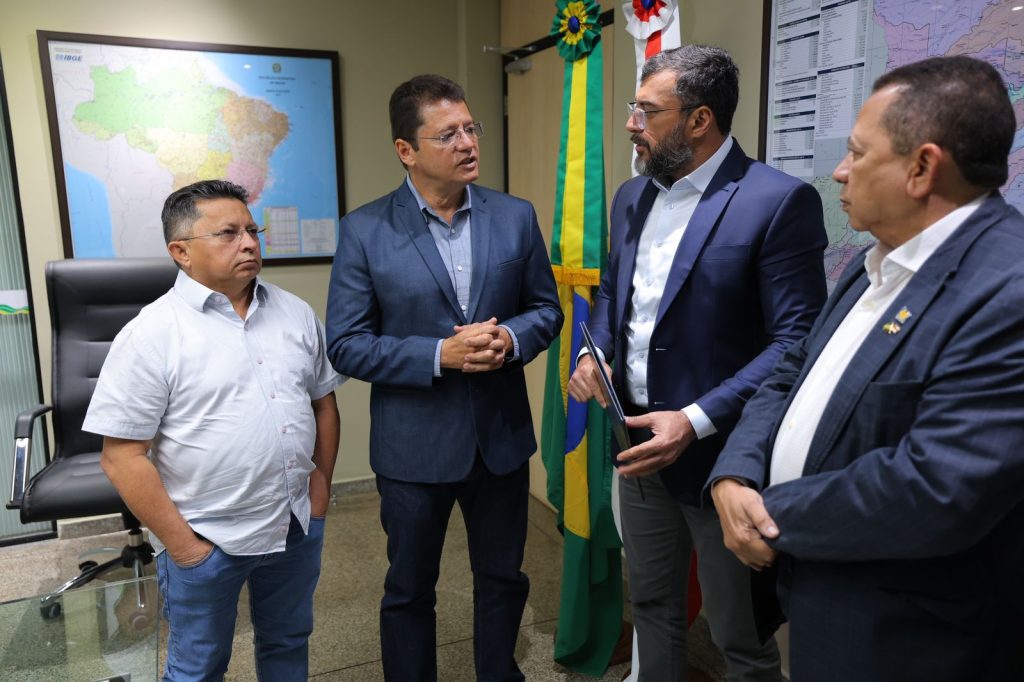 Governador Wilson Lima sanciona lei que institui novo modelo de regionalizacao do saneamento basico para o interior 5 Foto Diego Peres Secom 1024x682 1