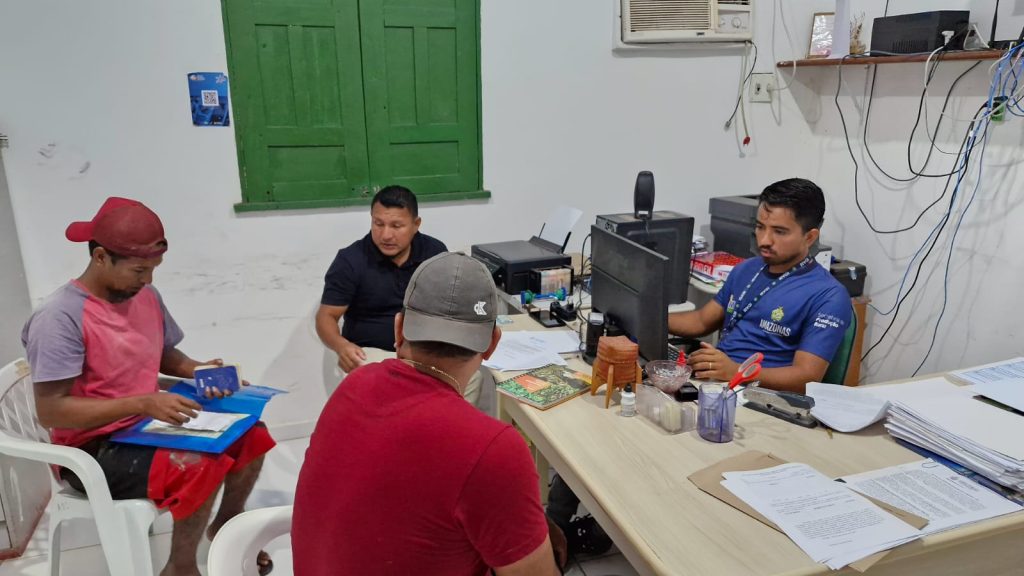 Idam Inscricao no CAF de pescadores artesanais em Japura Fotos Divulgacao 3 1 1024x576 1
