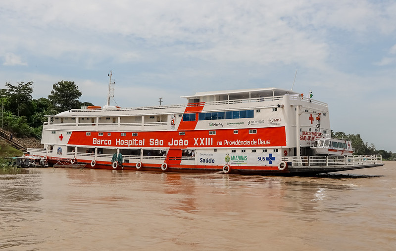 Em Manaquiri, Barco Hospital São João XXIII realiza mais de 2,2 mil atendimentos em quatro dias Informe Manaus SES AM Em quatro dias Barco Hospital atende mais de 2 mil pessoas em Manaquiri Foto Evandro Seixas 1