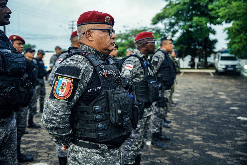 Governo do Amazonas envia reforço policial para auxiliar segurança de Rondônia em combate a ataques criminosos Informe Manaus Tropas Rondonia Secom 3 1024x683 1