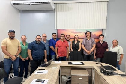 UGPE REUNIAO DE ALIN HAMENTO SOBRE O TERMO DE ACORDO PARA AS OBRAS DO PROSAI 1024x768 1