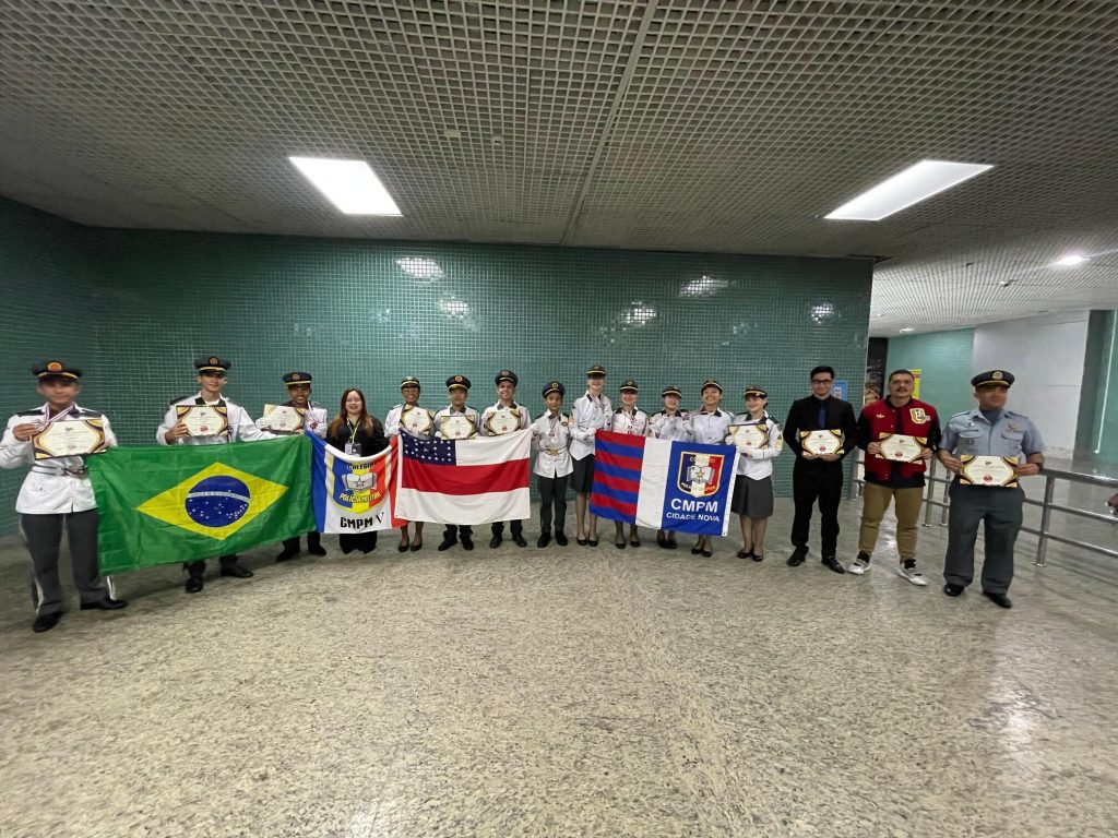 PMAM ALUNOS MEDALHISTAS RETORNAM A MANAUS FOTO GISELLE SIMOES PMAM 2 1024x768 1