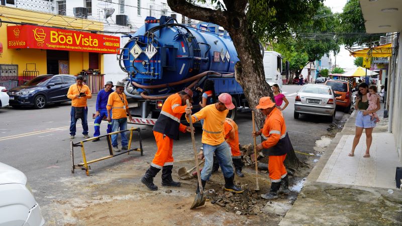 Prefeitura de Manaus trabalha na recuperacao de rede de drenagem profunda nas zonas Leste e Sul da cidade 3