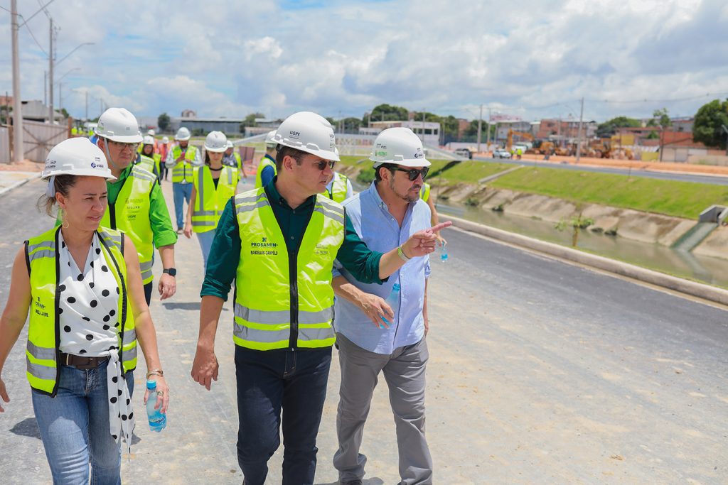 UGPE MISSA771 O BID VISITA OBRAS DO PROSAMIN FOTO TIAGO CORREA 02 1024x683 1